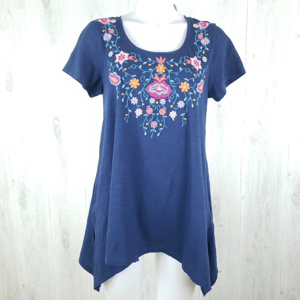 Terre Bleue Embroidered Top size S